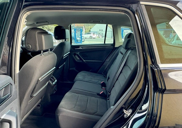 Volkswagen Tiguan cena 119900 przebieg: 150000, rok produkcji 2018 z Góra małe 781